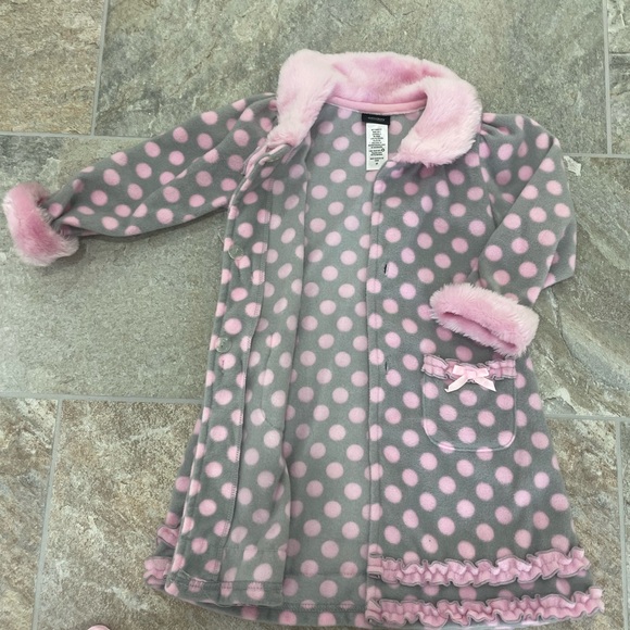 Holiday Edition Girls 2 piece set size 3T - Picture 2 of 6